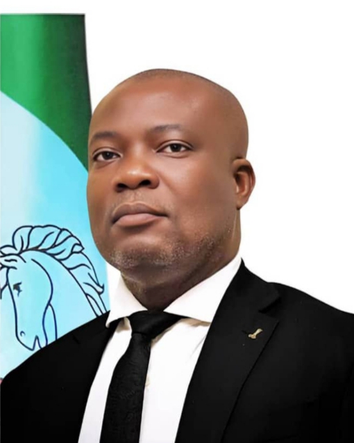 Hon (Comr) Agbateyinro Weyinmi Issac